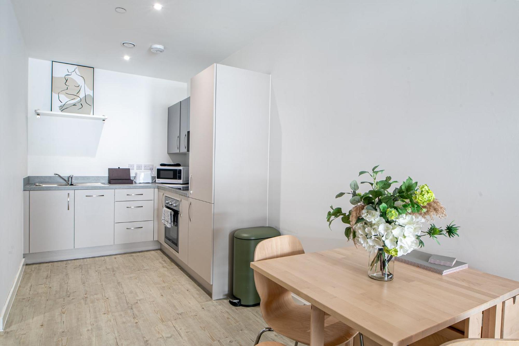 Modern And Spacious Apartment In Salford Quays マンチェスター エクステリア 写真